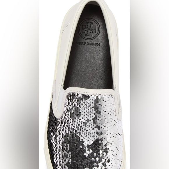 TORY BURCH CARTER FLIP SEQUINED SLIP ON SNEAKERS Sz. 9. SILVER/BLACK. LIKE NEW - Picture 3 of 10